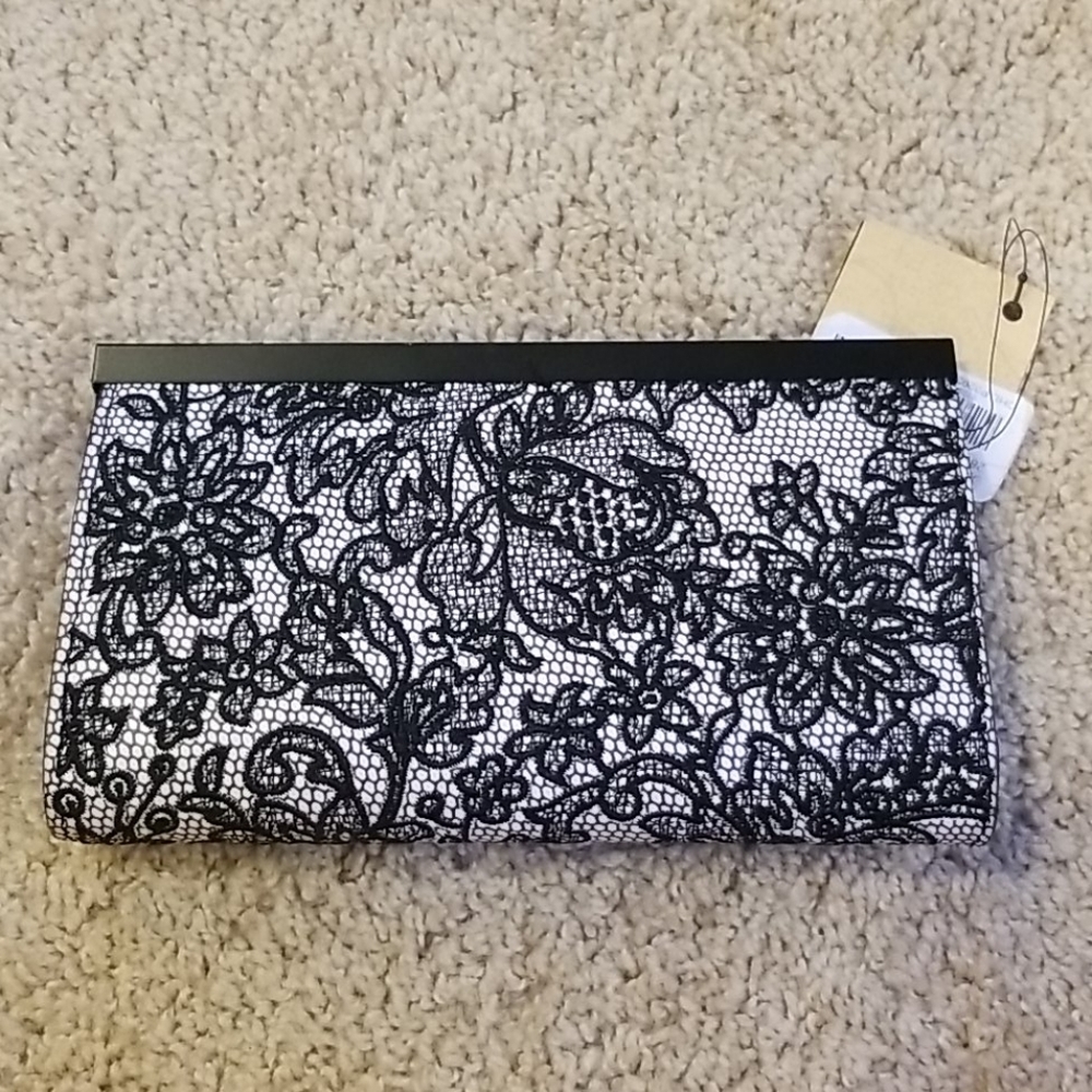 NWT! PATRICIA NASH White with black lace wallet - Picture 2 of 8